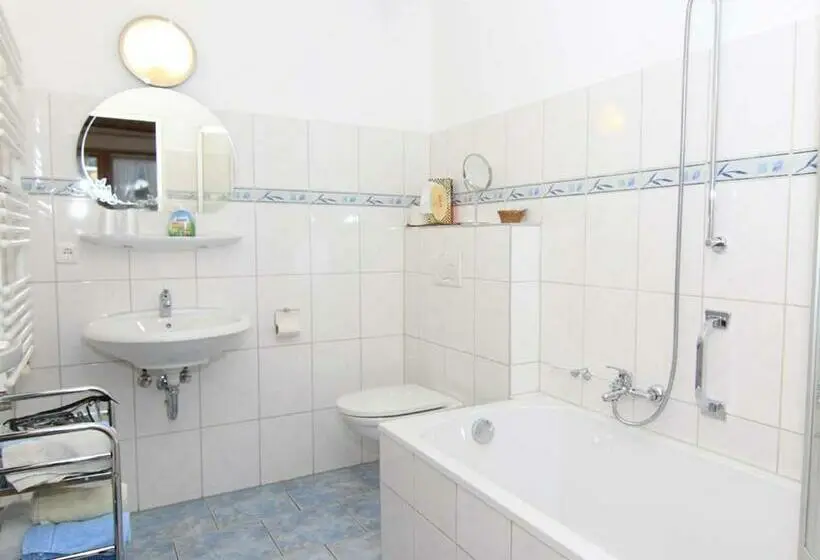 Standard-huone Parveke, Sportpension Färbinger