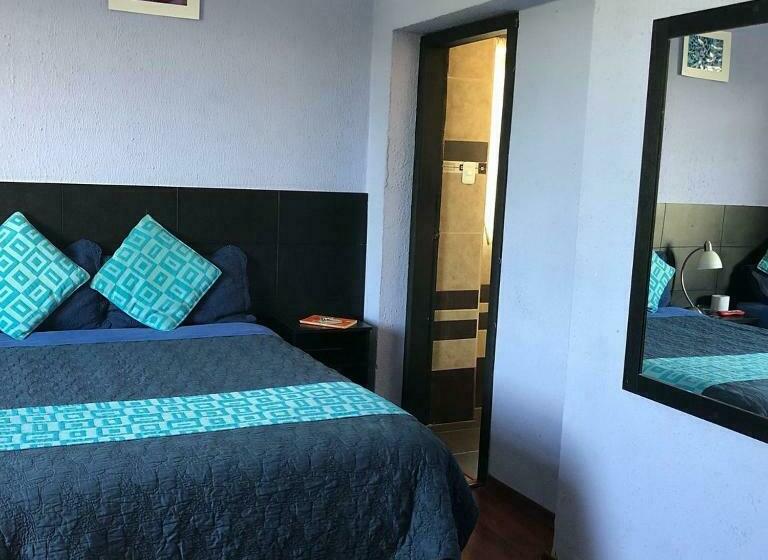 スーペリアの４人部屋, Hostal Alua Rio