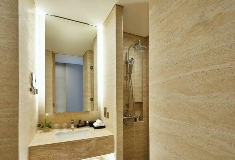 Quarto Superior Cama King, Landing Jeju Shinhwa World