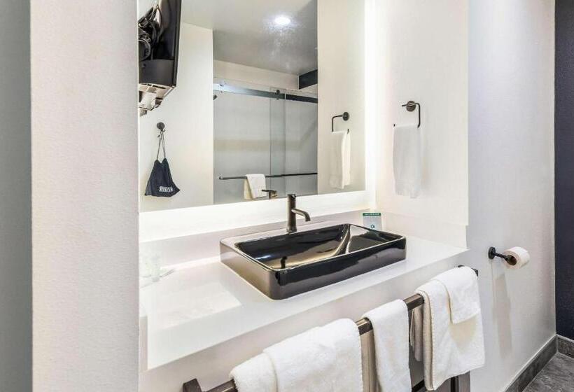 Стандартный Номер Кровать Кинг, Hy Lo Hotel, Ascend Hotel Collection