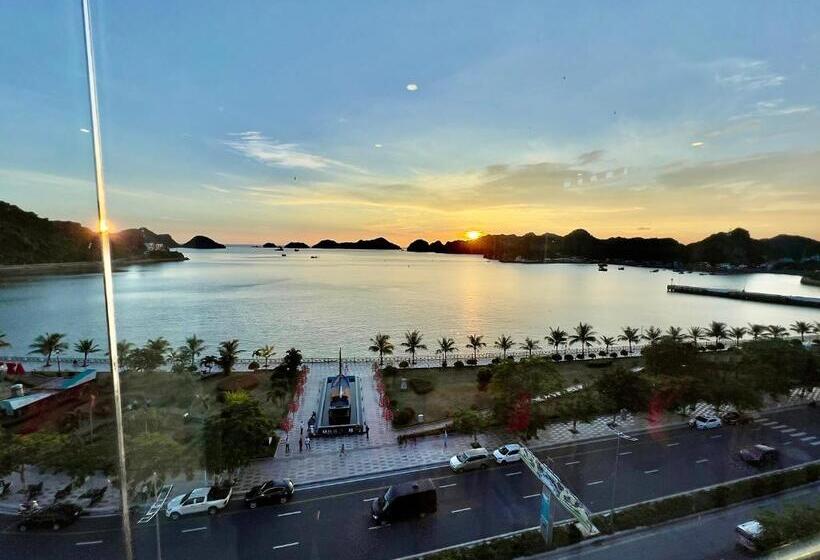 اتاق اساندارد با چشمانداز جانبی به دریا, Phoenix Flower