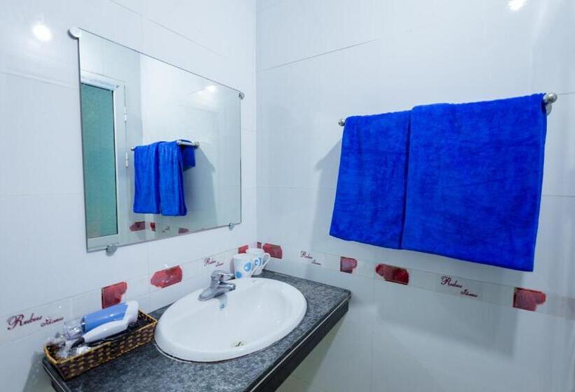 اتاق اساندارد با چشمانداز جانبی به دریا, Phoenix Flower