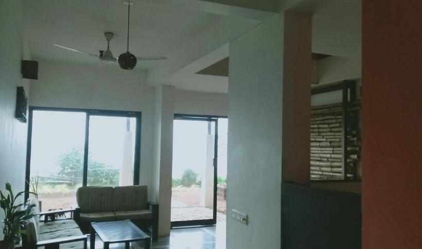 اتاق اکونومی, Thanal Beach Resort