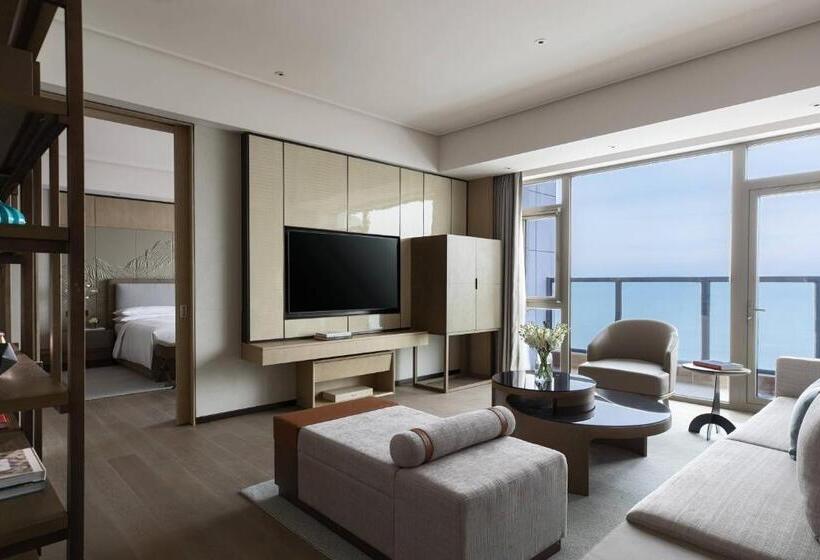 Люкс Deluxe Вид на Море, Yantai Marriott