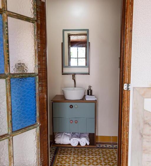 اتاق استاندارد با تخت بزرگ, Mansion Aline