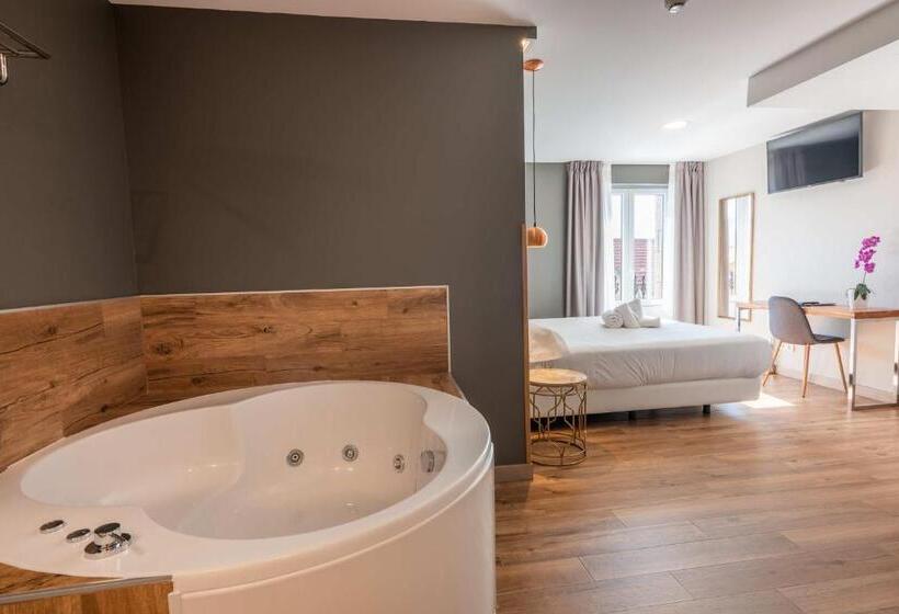 스탠다드 자쿠지 룸, Gastronómico Torre De Galizano