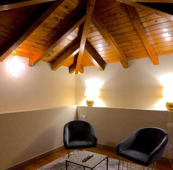 자쿠지 스위트, Gastronómico Torre De Galizano