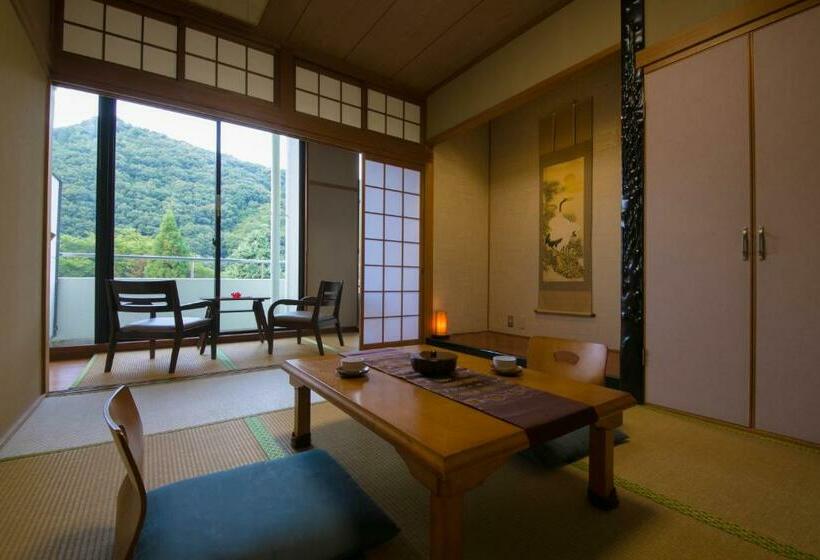 共用浴室的经济型房间, Koderaso