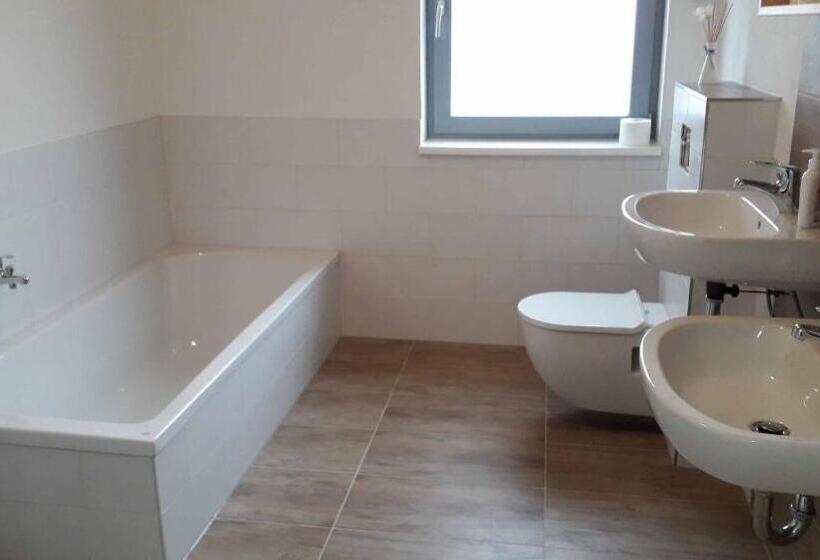 스탠다드 방갈로 침실 2개, Pension Freizeitzentrum Sambachshof