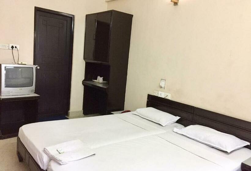 Номер Economy, Paris Presidency