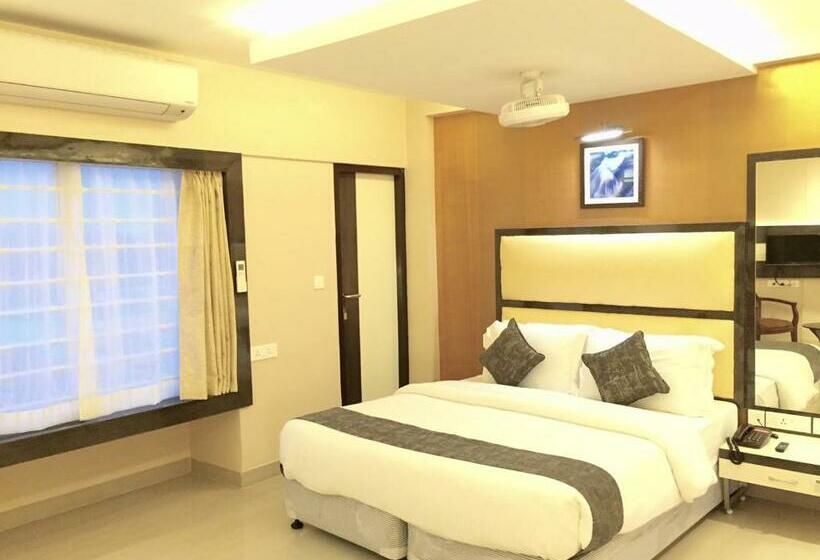 Номер Deluxe, Paris Presidency