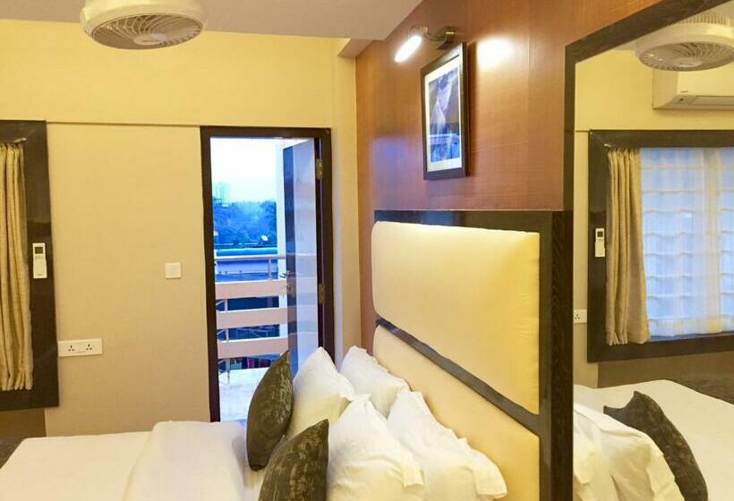 Номер Deluxe, Paris Presidency