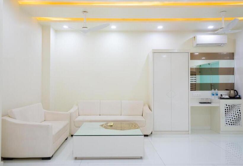 Президентский Люкс, Pushkar City Inn