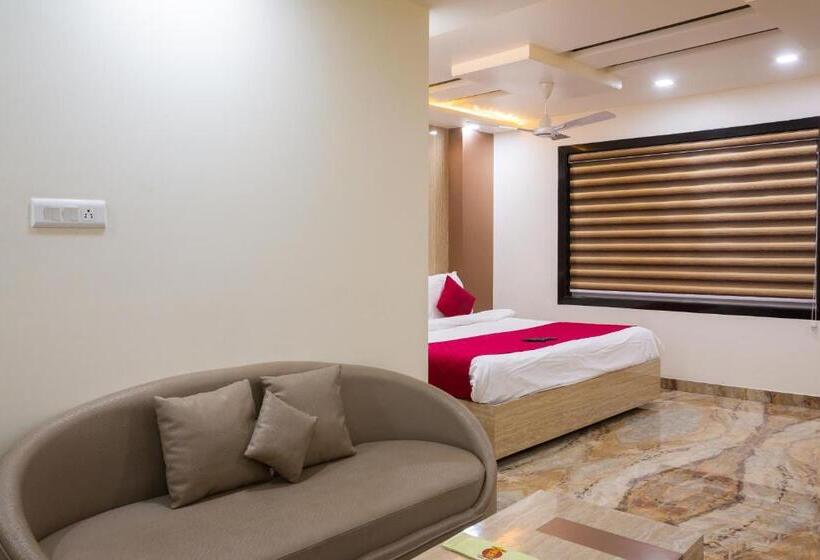 سوییت اجرایی, Pushkar City Inn