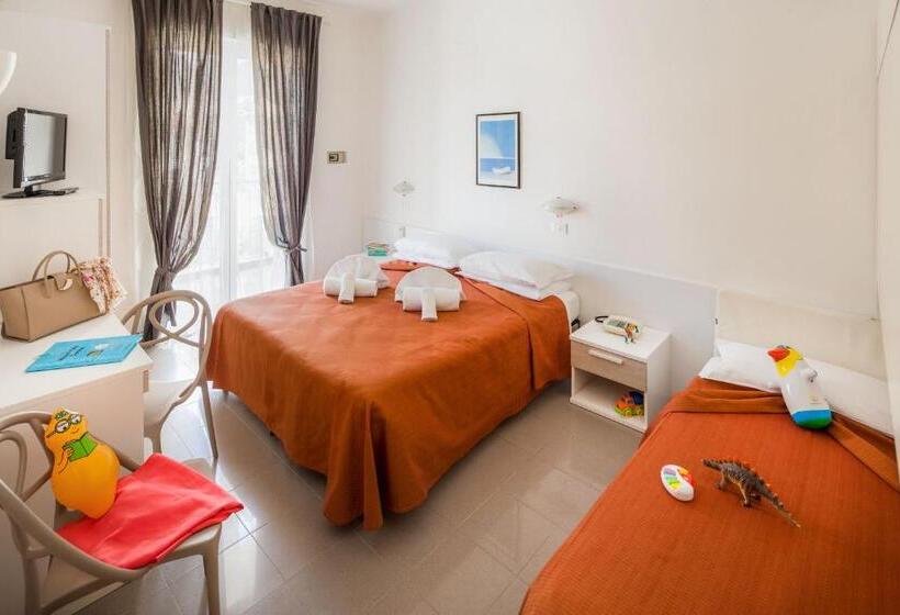 带阳台的三人标准间, Villa Teresa