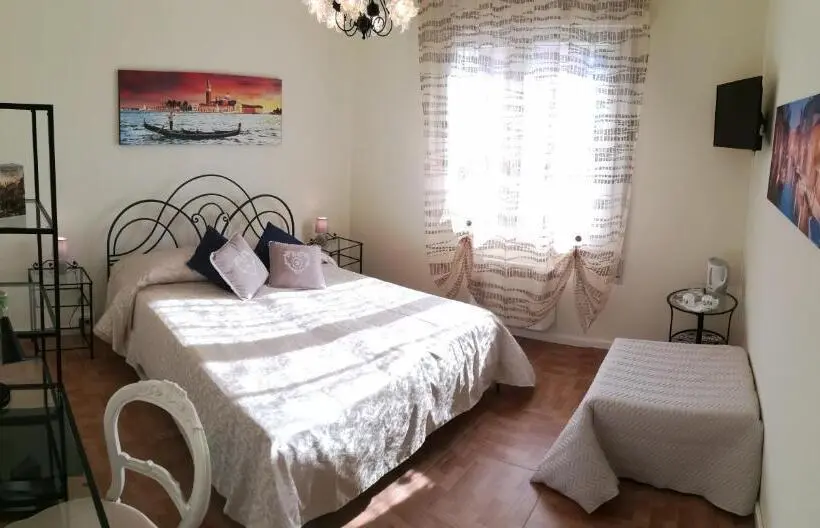 اتاق استاندارد, Ca  Nadia