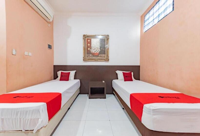 标准间, Reddoorz Near Kejaksan Station Cirebon