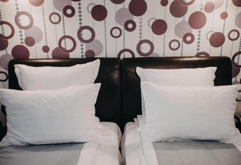 スタンダードルーム, Pensiunea Jacqueline