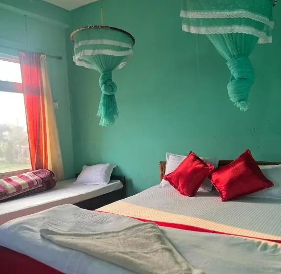 اتاق ساده سه‌ نفره, Tiger Corner Inn Homestay