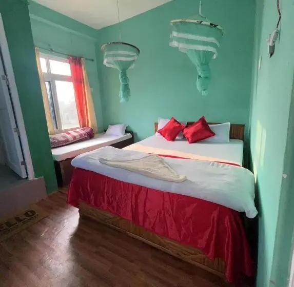 اتاق ساده سه‌ نفره, Tiger Corner Inn Homestay