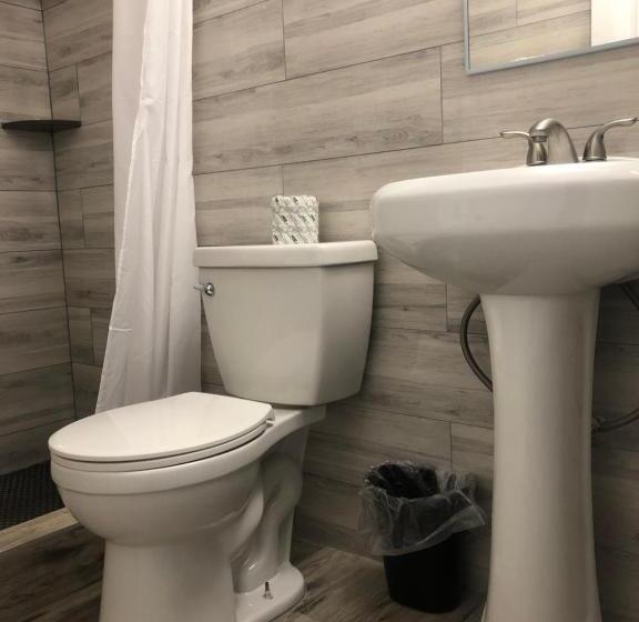 キングサイズベッドのスイートルーム, Bay Breeze Inn Bradenton Downtown