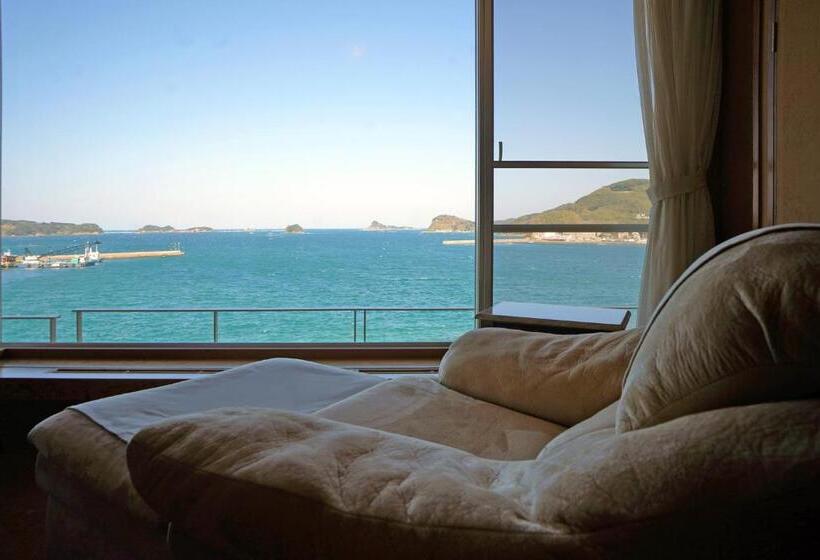 اتاق استاندارد, Iki Retreat By Onko Chishin