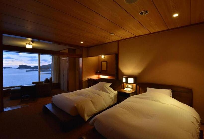 اتاق استاندارد, Iki Retreat By Onko Chishin