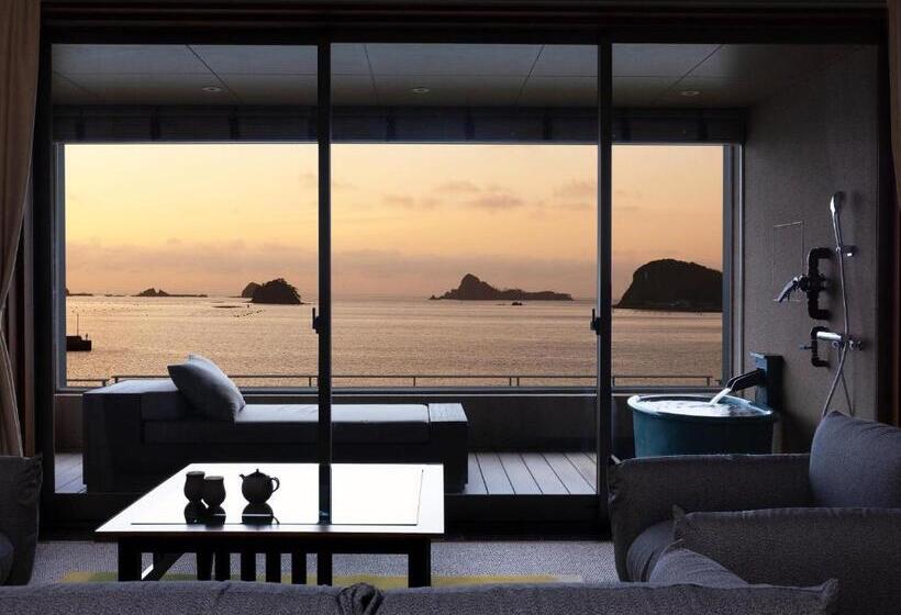 سوییت با چشمانداز دریا, Iki Retreat By Onko Chishin