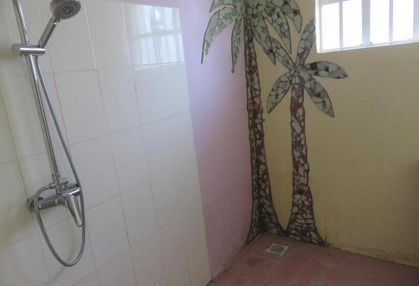 اتاق استاندارد, Aloepark Art