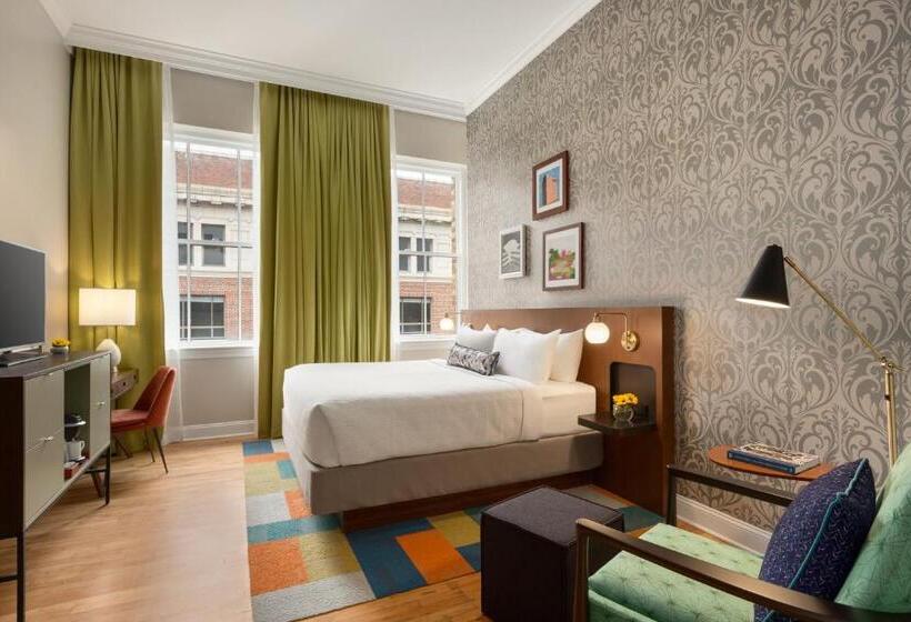 Номер Стандарт Кровать Кинг Адаптированный для Инвалидов, Indigo Winston Salem Downtown, An Ihg