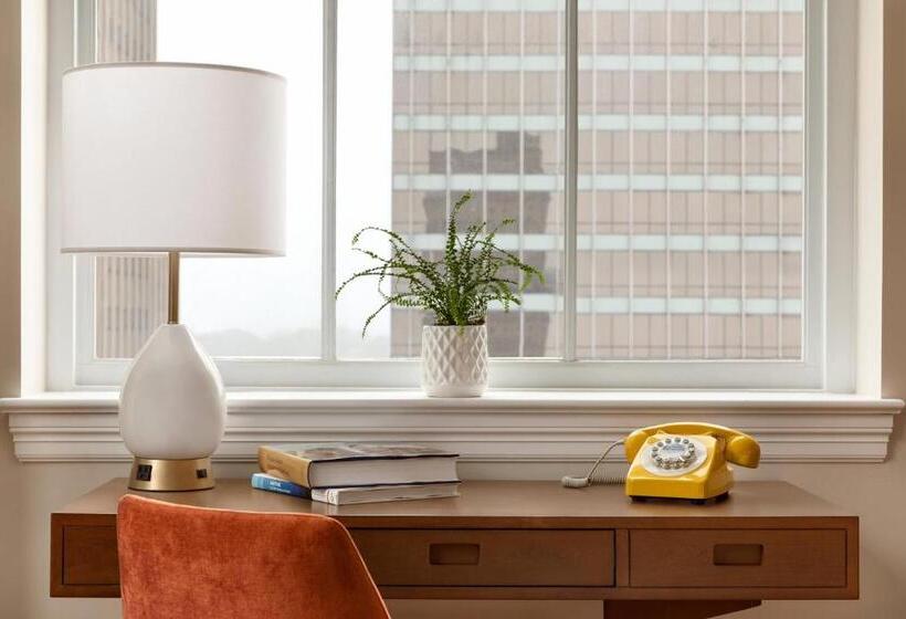 Номер Стандартный с Видом, Indigo Winston Salem Downtown, An Ihg