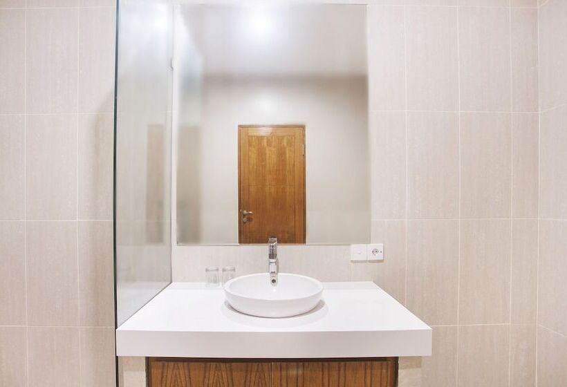 סטודיו סטנדרט נוף לים, Sahadewa Suites Residence