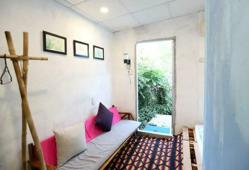 اتاق لوکس, Eva Hut Mui Ne Beach Hostel
