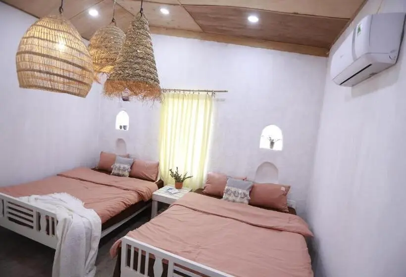 اتاق استاندارد چهارنفره با چشم‌انداز باغ, Eva Hut Mui Ne Beach Hostel