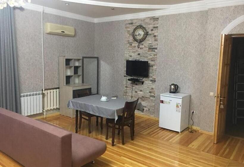 Family Room, Giza Grand