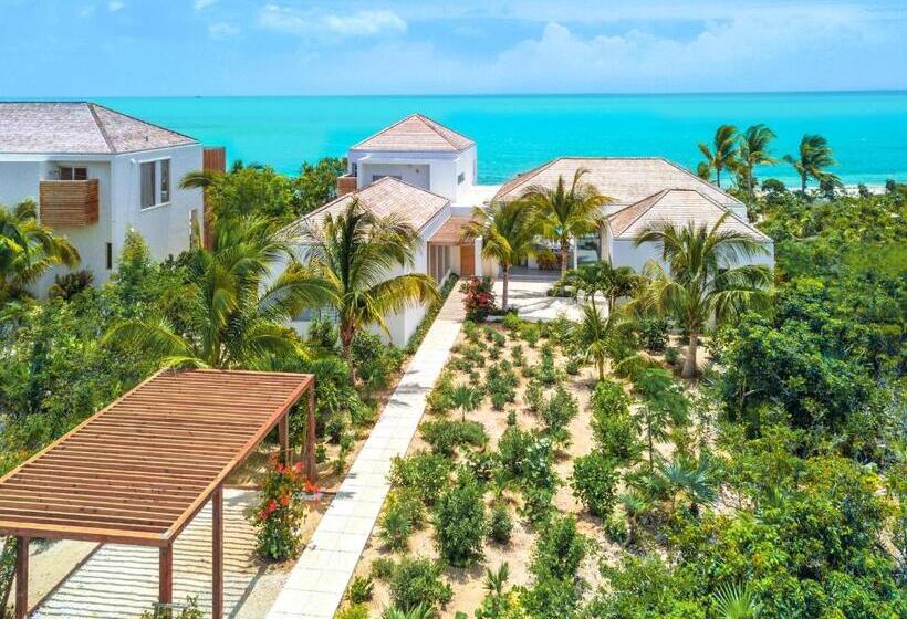 خانه 1 خوابه, Beach Enclave