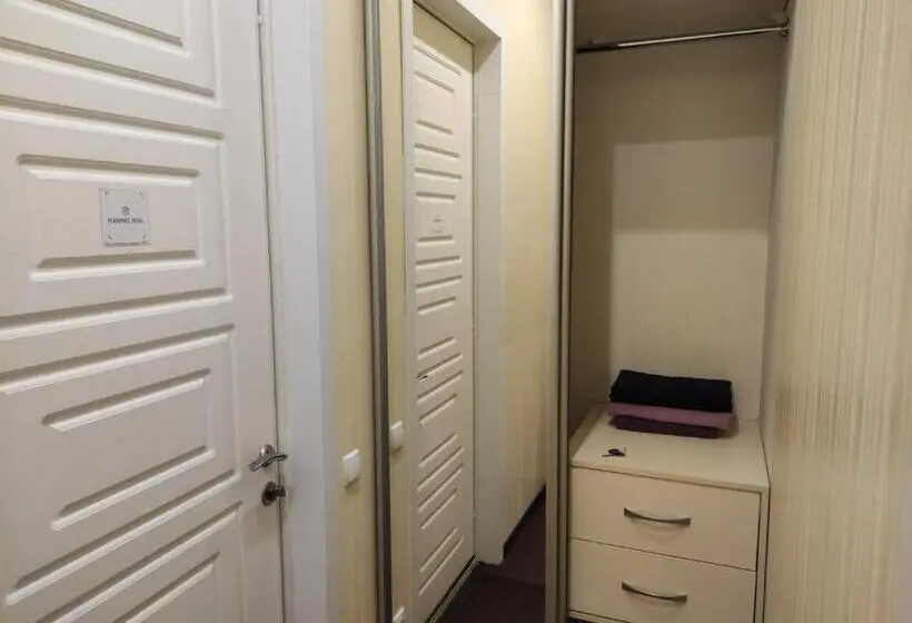 1ベッドルームアパートメント, Small Room With Big Cinema