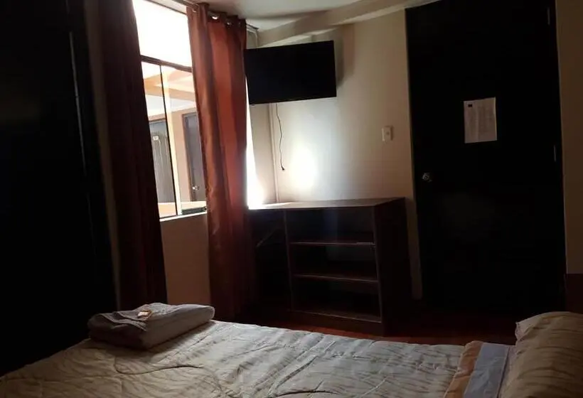 スタンダードルーム, Cálido Hostal