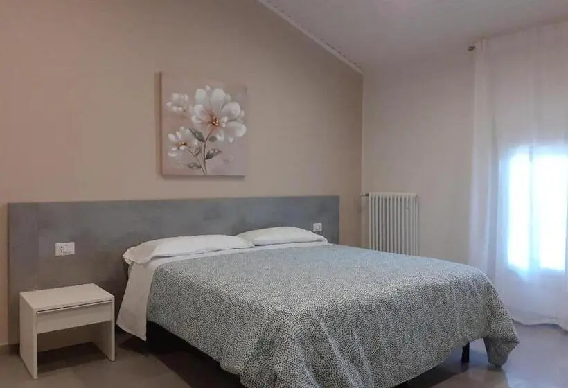 اتاق استاندارد, Royal Room & Breakfast