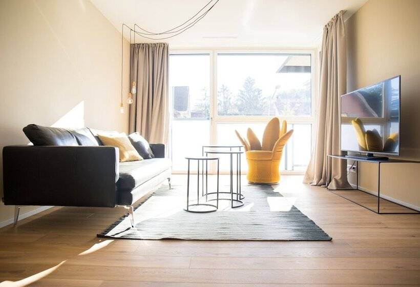 شقة غرفة نوم واحدة مزودة بشُرفة, Gubelhof Suites