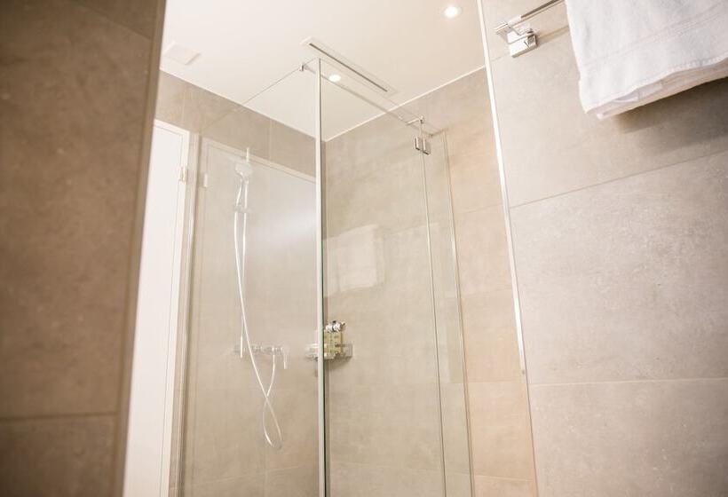 شقة غرفتين, Gubelhof Suites