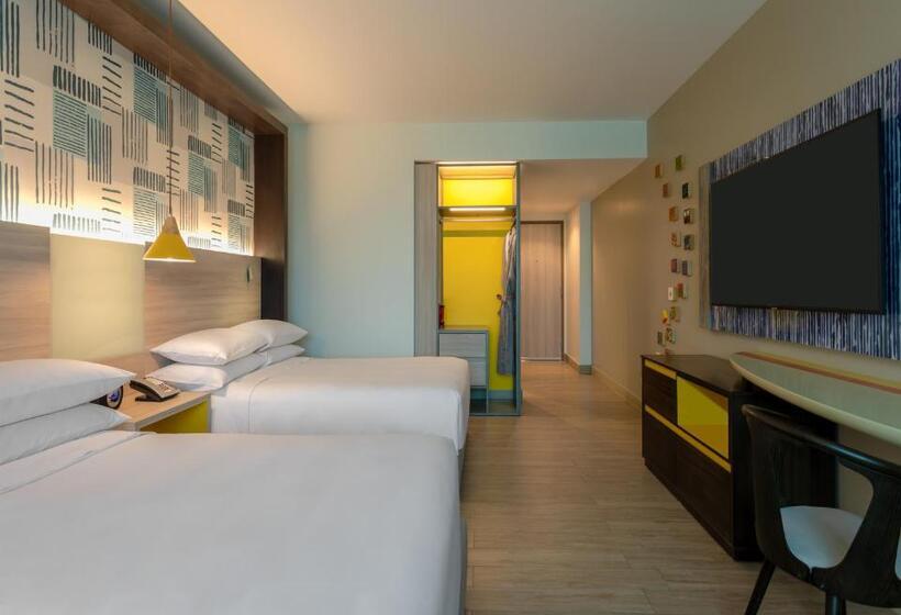 غرفه قياسيه سريرين مزدوجين, Hyatt Centric San Salvador