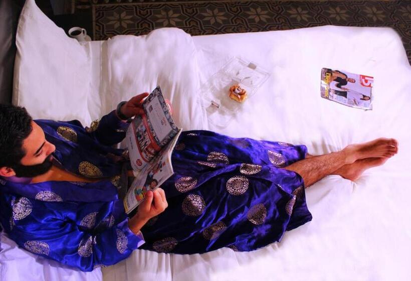 Deluxe Suite King Bed, La Casa De Algodon