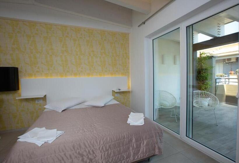 غرفة ديلوكس, New Bari