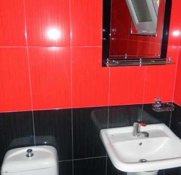 اتاق استاندارد, Batumi Guesthouse 28a