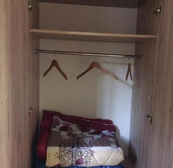 اتاق استاندارد, Batumi Guesthouse 28a