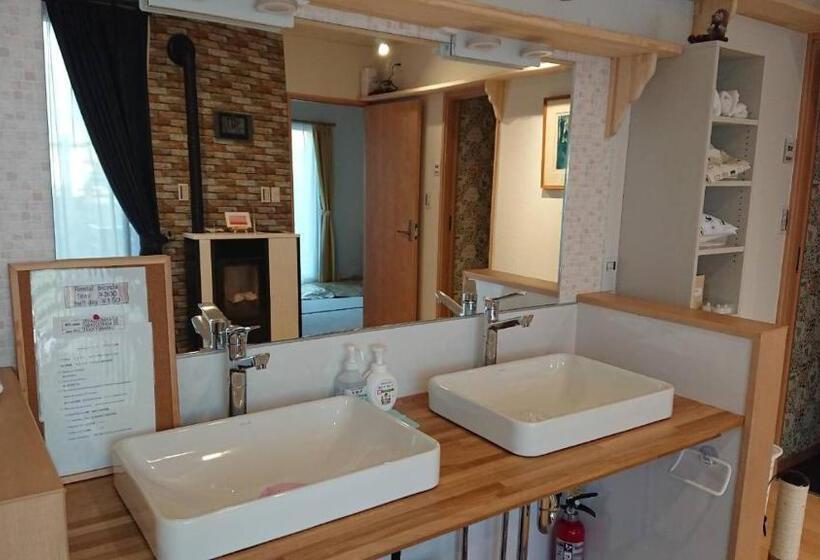 Номер Стандарт 2 Двуспальные Кровати, Guesthouse Gifu Suai