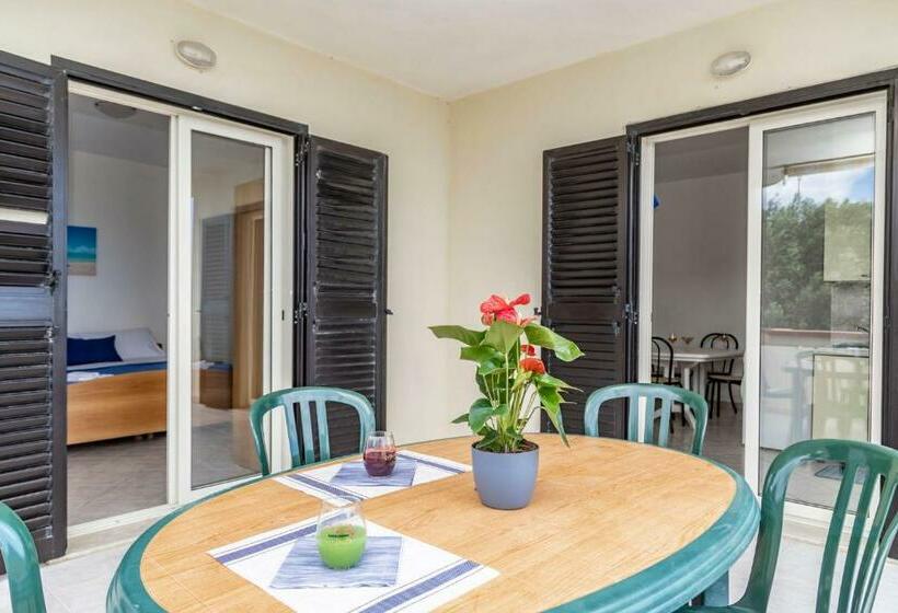 شقة غرفة واحدة, Residence Villammare