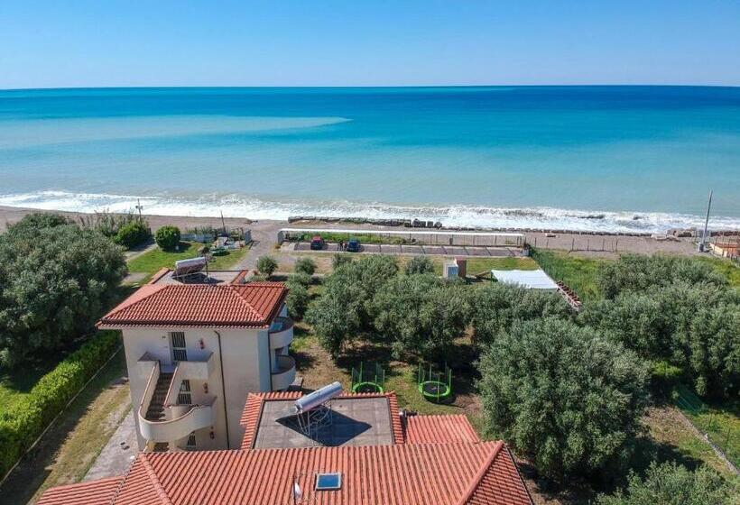 شقة غرفة واحدة, Residence Villammare