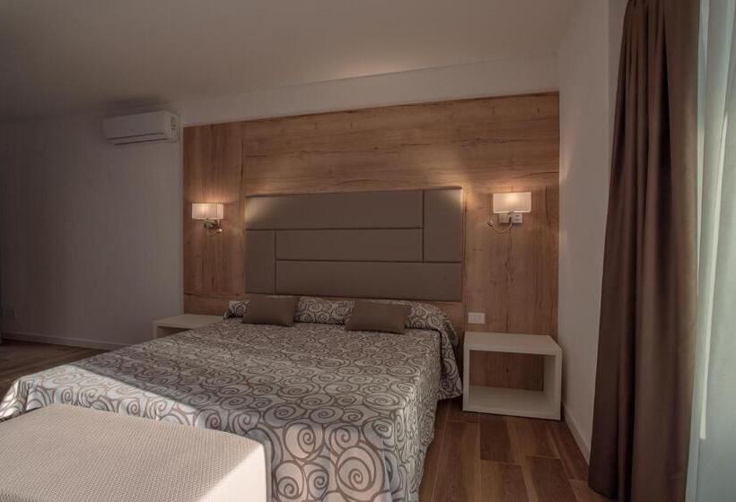 سوئیت با چشمانداز, Aparthotel Miramare